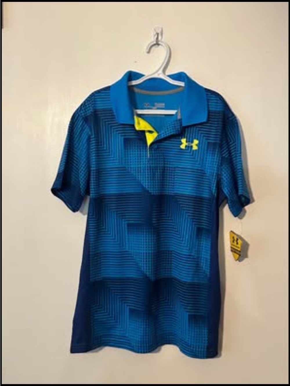 NWT Under Armour youth large